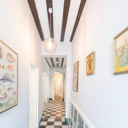 Apartment La Moderna