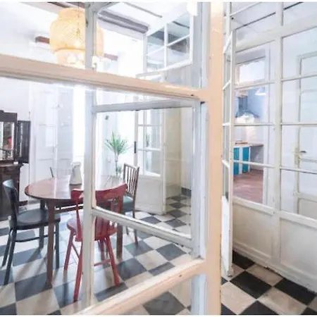Apartment La Moderna *