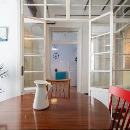 La Moderna Apartment *