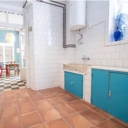 La Moderna * 加的斯